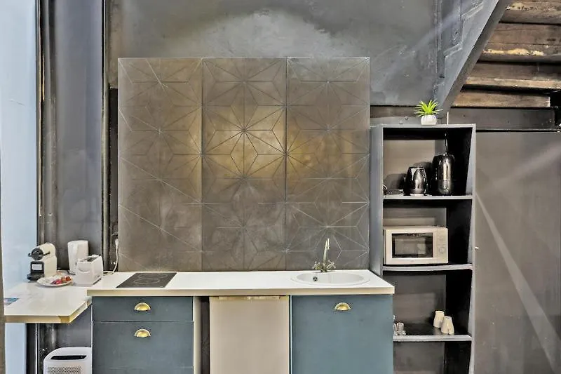 332 Grey - Superb In Apartment *